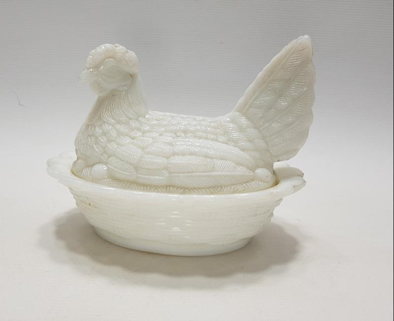 1900'LERDEN YUMURTLAYAN TAVUK TEMALI OPAL ŞEKERLİK 