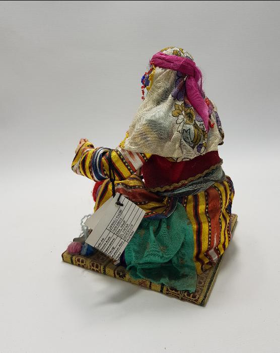 OSMANLI YÜN EĞİREN KADIN TEMALI KİTRE BEBEK