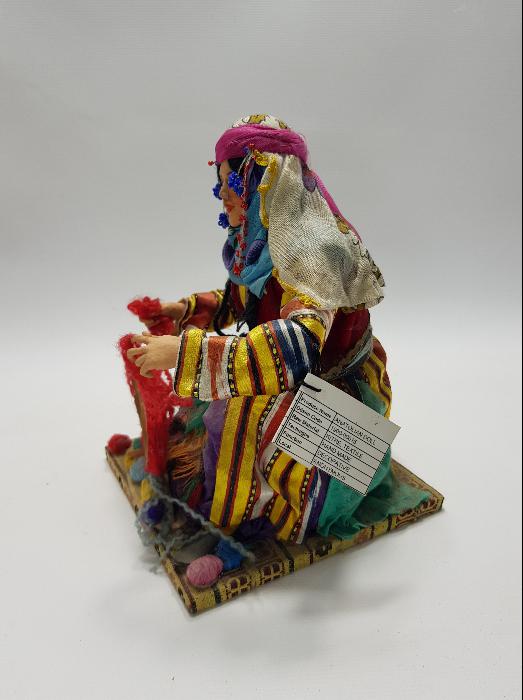 OSMANLI YÜN EĞİREN KADIN TEMALI KİTRE BEBEK