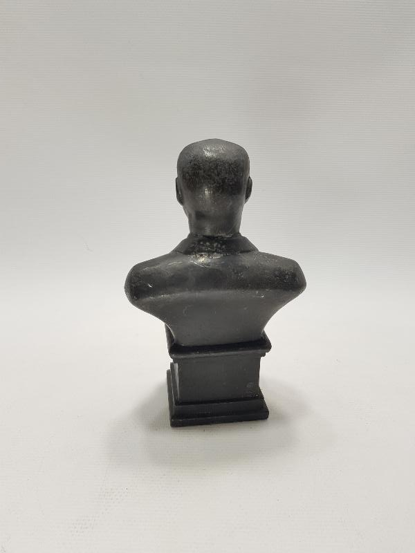 ATATÜRK BÜSTÜ ŞEKLİNDE EMNİYET SANDIĞI KUMBARA