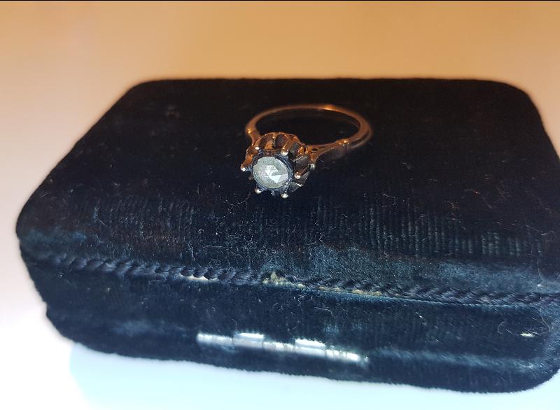 TEKTAŞ PIRLANTA YÜZÜK 