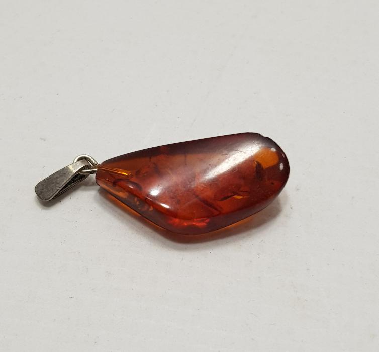 DAMLA KEHRİBAR KOLYE UCU 