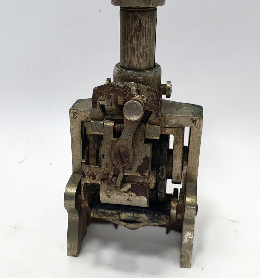 CUMHURİYET BAŞLARI DÖNERLİ BÜYÜK BOY DEVLET DAİRESİ MÜHRÜ