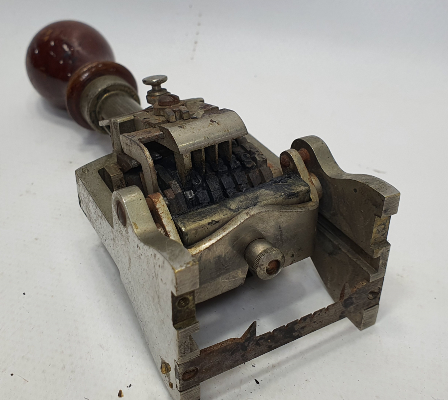 CUMHURİYET BAŞLARI DÖNERLİ BÜYÜK BOY DEVLET DAİRESİ MÜHRÜ