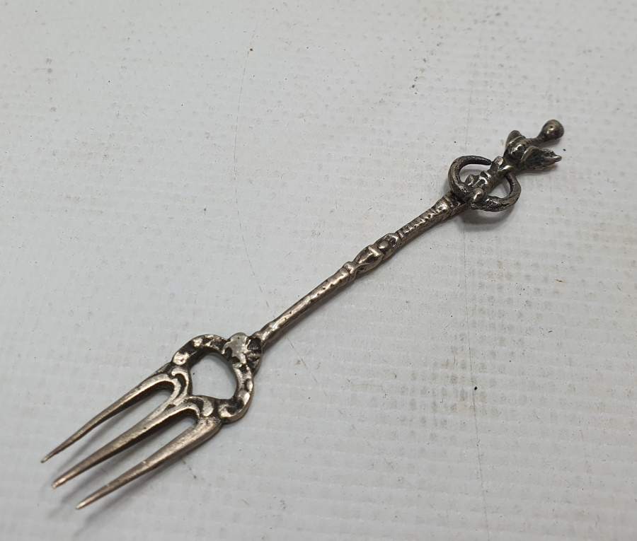 MELEK FİGÜRLÜ GÜMÜŞ LİMON ÇATALI