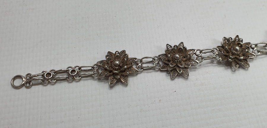 TELKARİ İŞÇİLİKLİ GÜMÜŞ BİLEKLİK