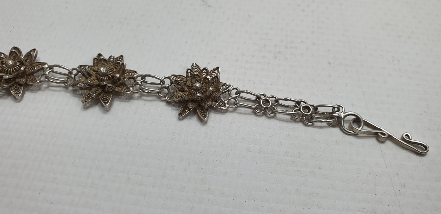 TELKARİ İŞÇİLİKLİ GÜMÜŞ BİLEKLİK