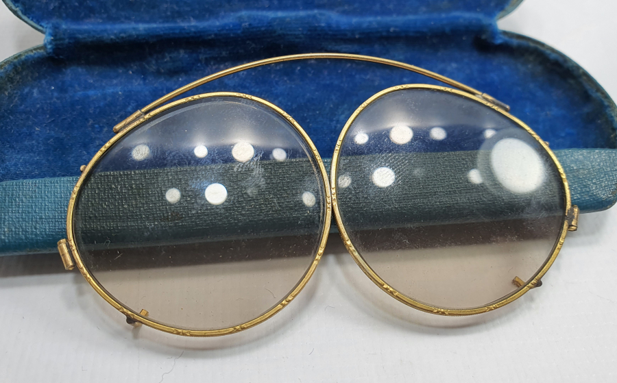 1900 BAŞLARI ALTIN TÜCCAR GÖZLÜĞÜ