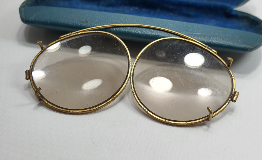 1900 BAŞLARI ALTIN TÜCCAR GÖZLÜĞÜ