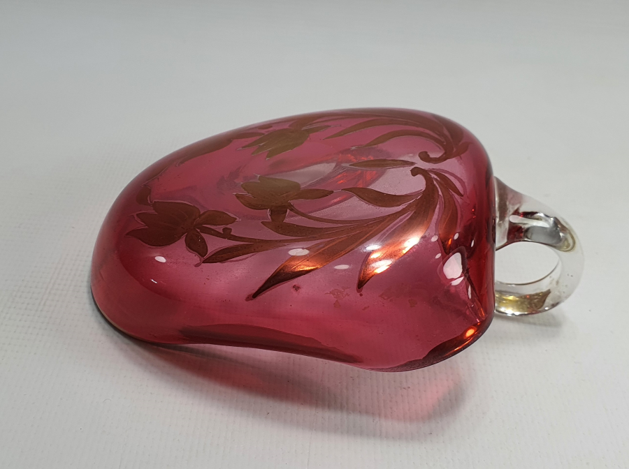 ALTIN VARAKLI ÜFLEME CAMDAN MAMUL SOSLUK