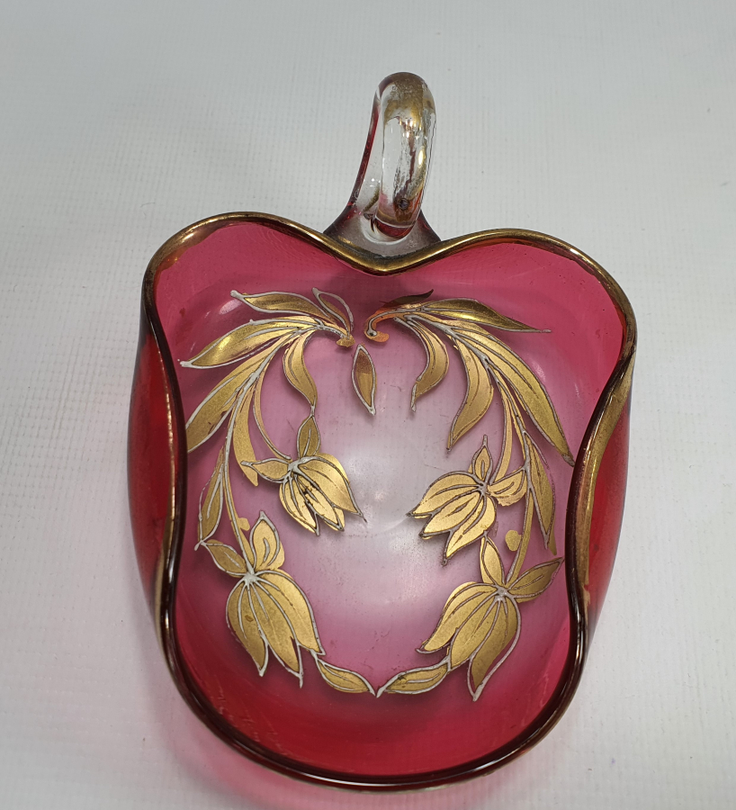 ALTIN VARAKLI ÜFLEME CAMDAN MAMUL SOSLUK