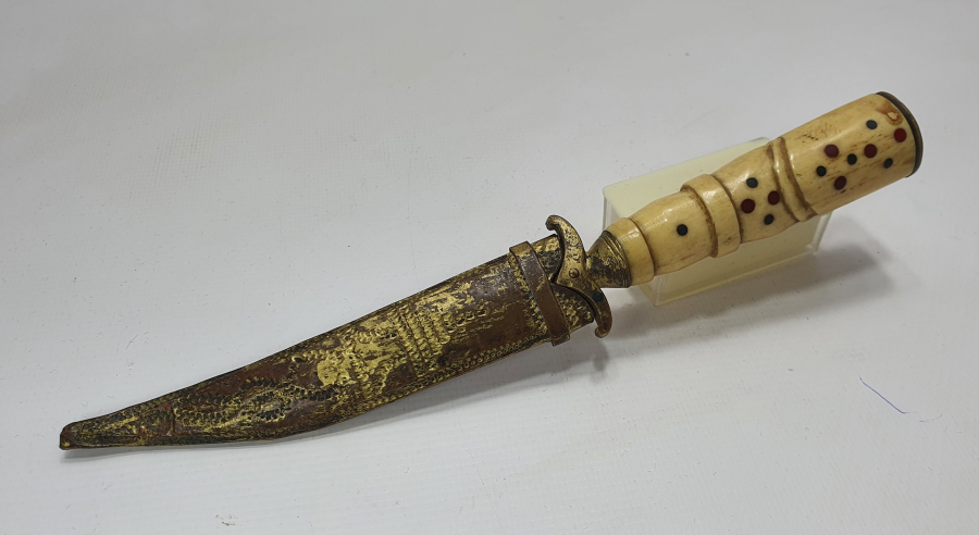 OSMANLI DÖNEMİ KEMİK SAPLI NADİR FORMDA KUŞAK KAMASI