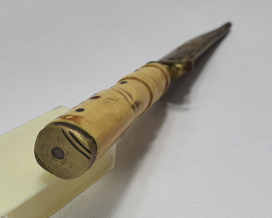 OSMANLI DÖNEMİ KEMİK SAPLI NADİR FORMDA KUŞAK KAMASI