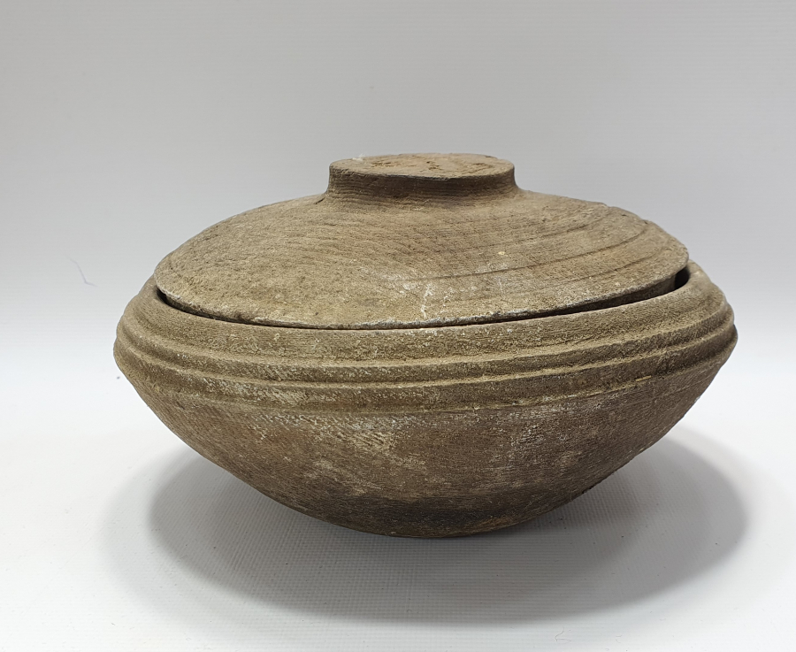 OSMANLI DÖNEMİ TEKKE İŞİ AHŞAPTAN MAMUL KAPAKLI SAHAN