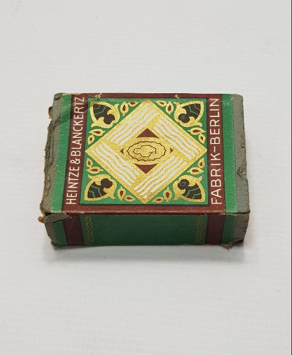 İZMİR YAPIMI OSMANLICA YAZILI DİVİT UCU KUTUSU 