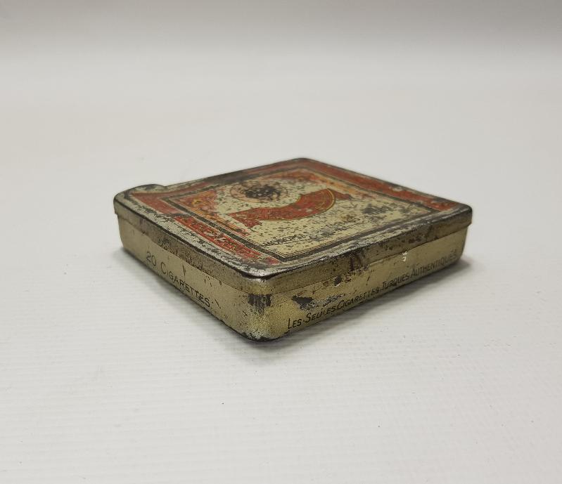 OSMANLICA YAZILI TENEKE SİGARA KUTUSU 