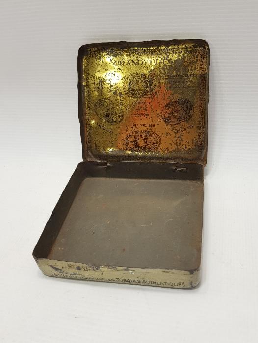 OSMANLICA YAZILI TENEKE SİGARA KUTUSU 