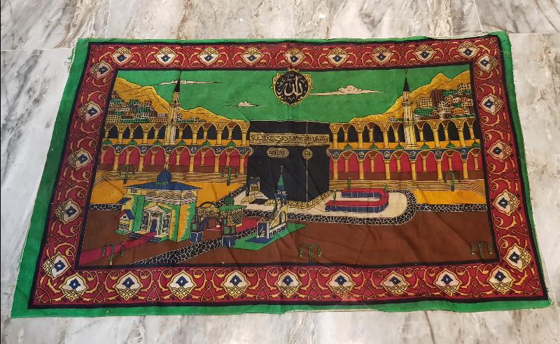 KABE RESİMLİ KADİFE DUVAR HALISI