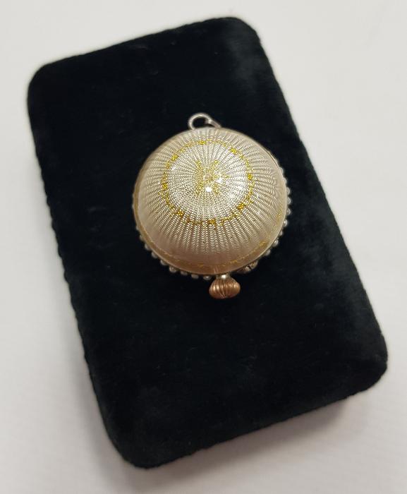 MİNELİ GÜMÜŞ TOP SAAT