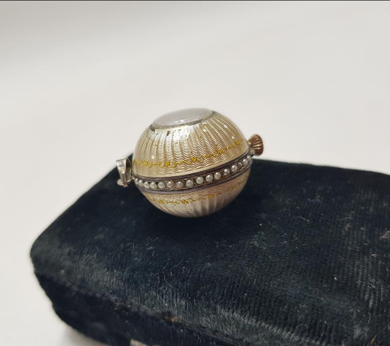 MİNELİ GÜMÜŞ TOP SAAT