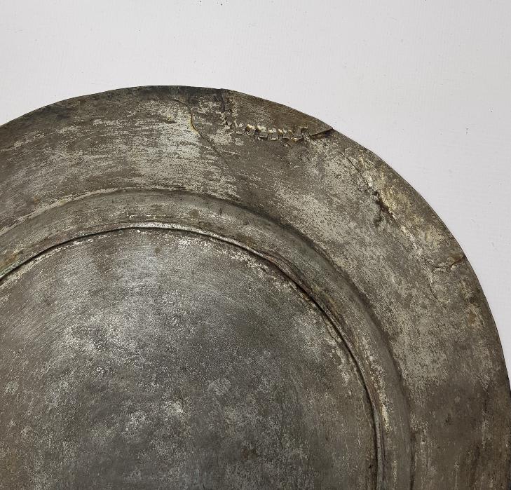 OSMANLICA YAZILI, DAVUT YILDIZI VE HARİKA DESENLERİYLE BAKIR TABAK 