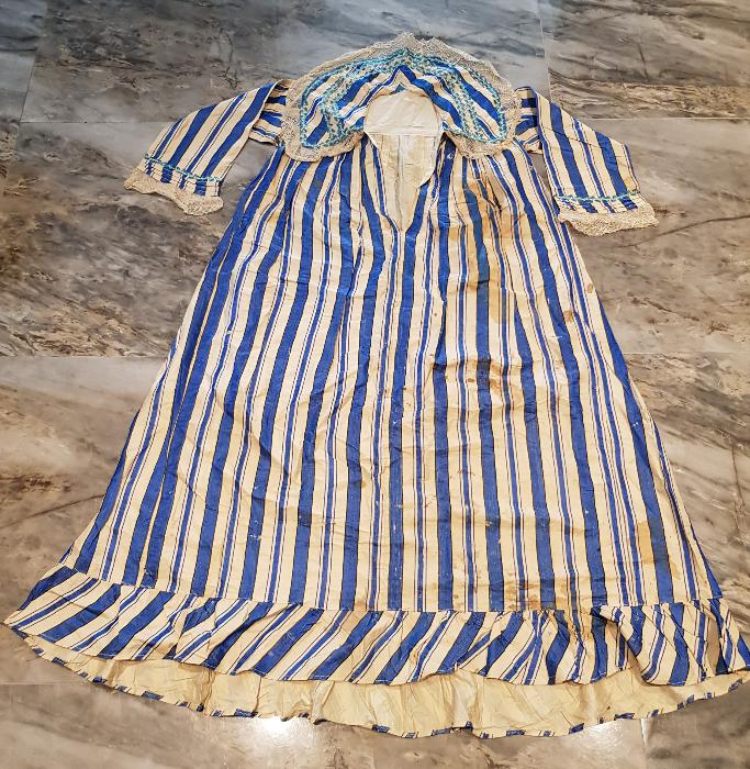 OSMANLICA DAMGALI İPEK KADIN ELBİSESİ