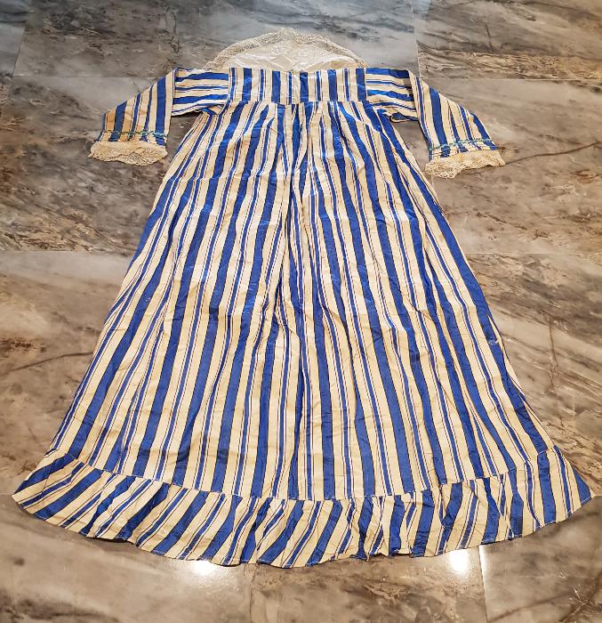 OSMANLICA DAMGALI İPEK KADIN ELBİSESİ