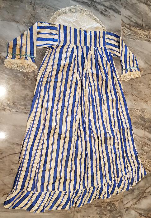 OSMANLICA DAMGALI İPEK KADIN ELBİSESİ