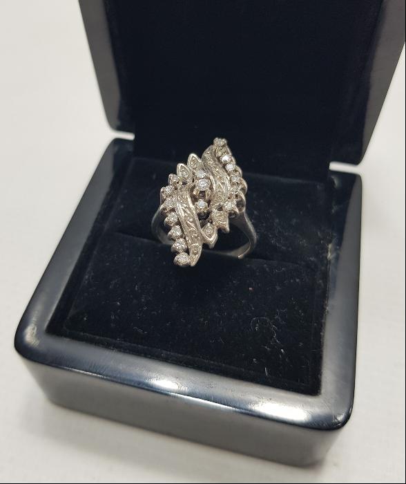 PIRLANTA MEKİK YÜZÜK 