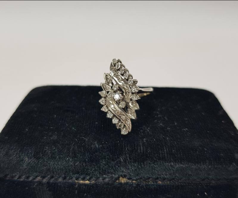 PIRLANTA MEKİK YÜZÜK 