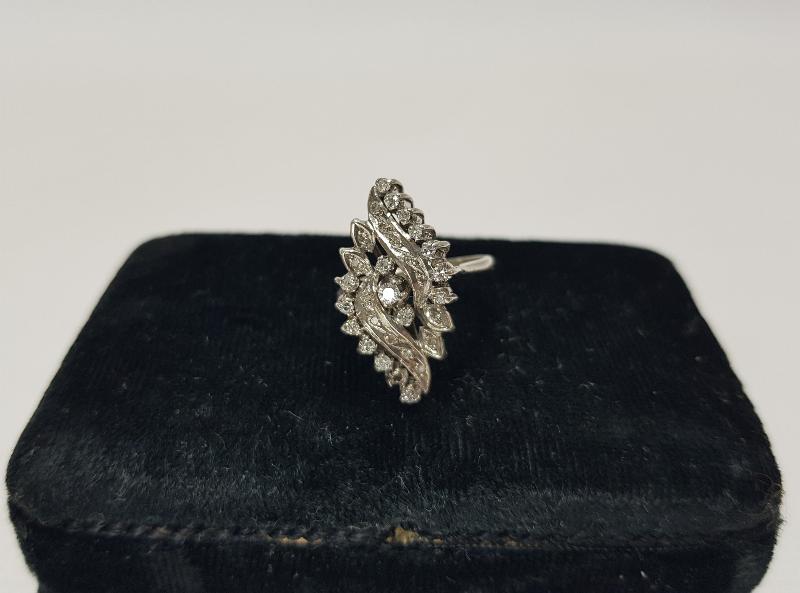 PIRLANTA MEKİK YÜZÜK 