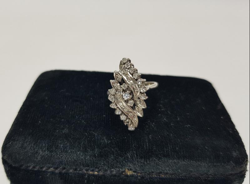 PIRLANTA MEKİK YÜZÜK 