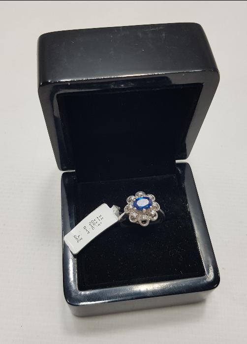 SAFİR TAŞLI PIRLANTA YÜZÜK 