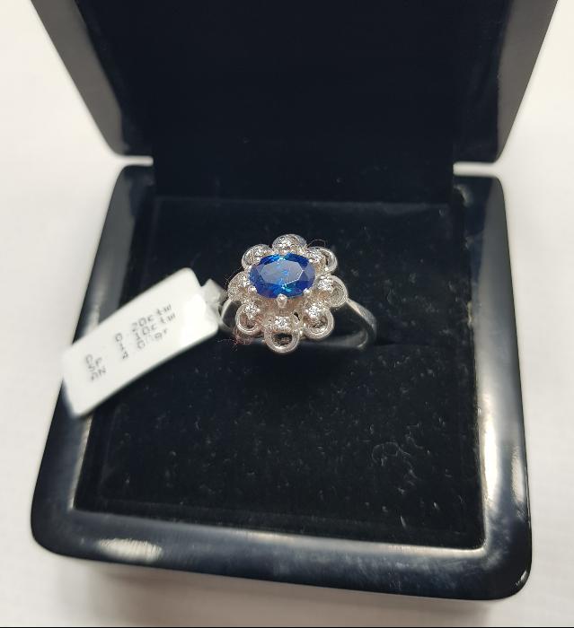 SAFİR TAŞLI PIRLANTA YÜZÜK 