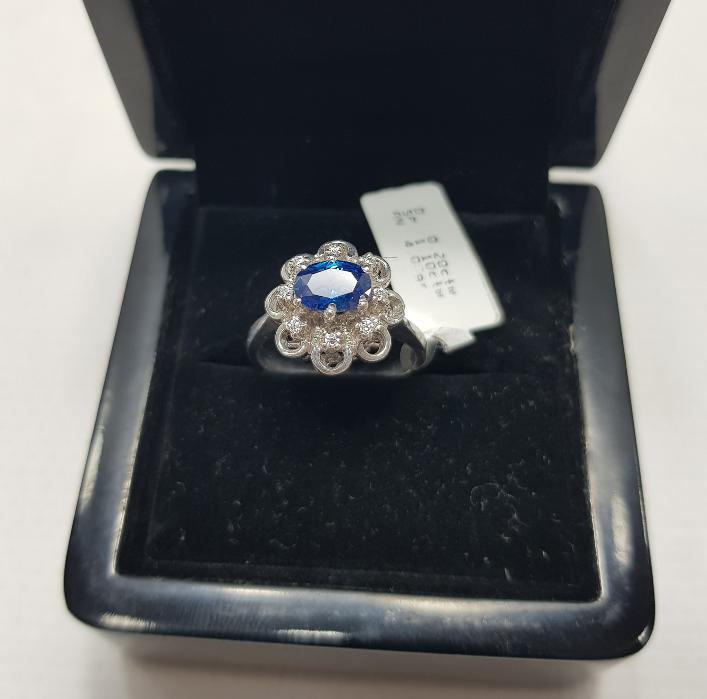 SAFİR TAŞLI PIRLANTA YÜZÜK 