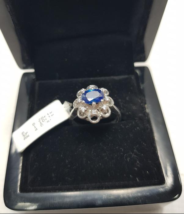 SAFİR TAŞLI PIRLANTA YÜZÜK 