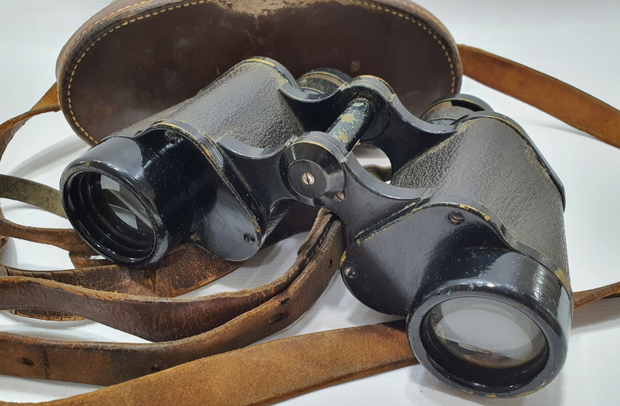 1939 TARİHLİ ÇİL KONDİSYONDA AY YILDIZLI KUTUSUNDA SUBAY DÜRBÜNÜ