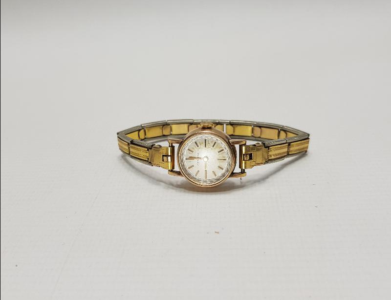 ALTIN KAPLAMA SAFİR CAMLI CERTINA KOL SAATİ 