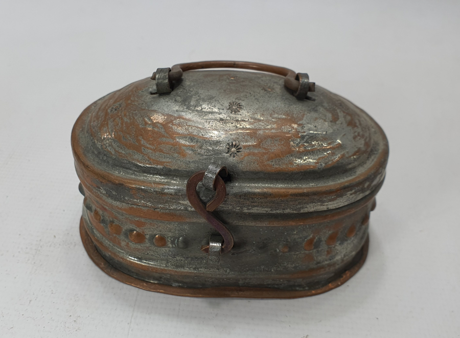 ANTİKA BAKIRDAN MAMUL KİLDANLIK - SABUNLUK