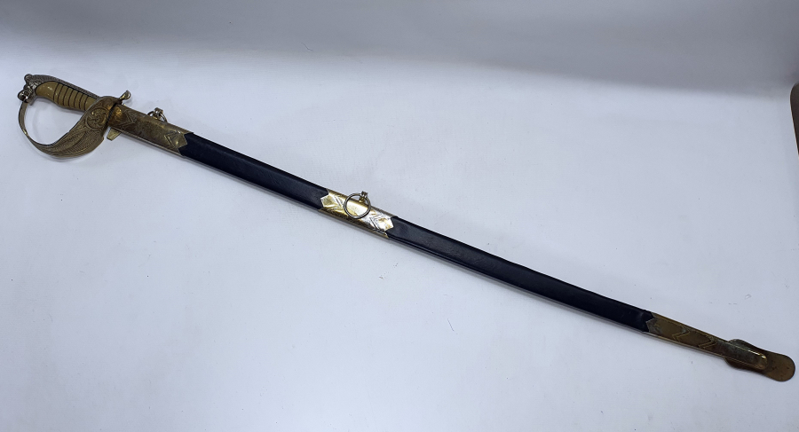 ASLAN BAŞLI ANTİKA DENİZCİ SUBAY KILICI