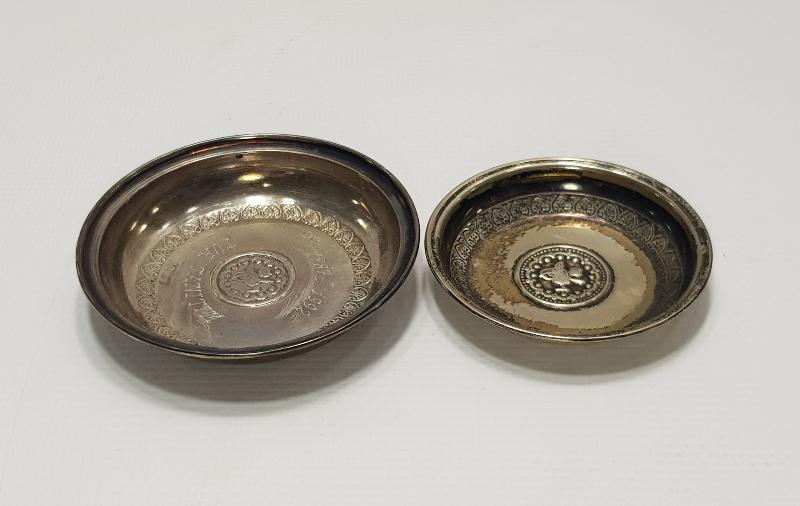 BİR ÇİFT GÜMÜŞ KINA TASI 