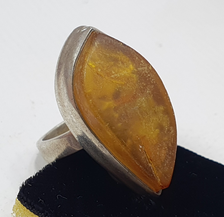 HAM DAMLA KEHRİBARDAN ÖZEL YAPIM GÜMÜŞ YÜZÜK