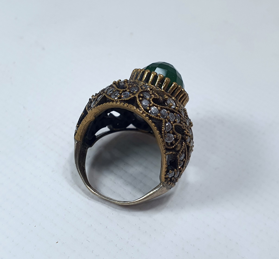 NOSTALJİK FORMDA GÜMÜŞ HÜRREM YÜZÜĞÜ