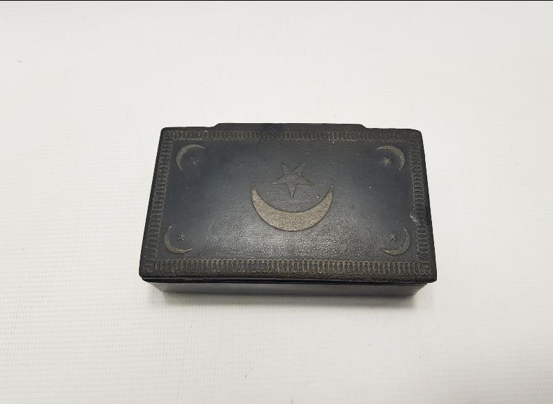 OSMANLI DÖNEMİ AY YILDIZLI PAPIER MACHE KUTU