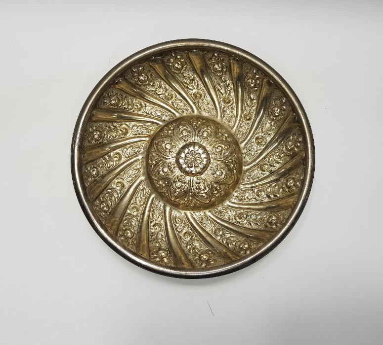 OSMANLI DÖNEMİ ÇARKIFELEK MOTİFLİ GÜMÜŞ KAPLAMA HAMAM TASI 
