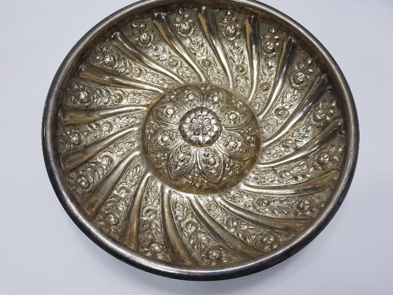 OSMANLI DÖNEMİ ÇARKIFELEK MOTİFLİ GÜMÜŞ KAPLAMA HAMAM TASI 