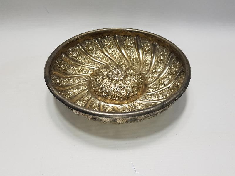 OSMANLI DÖNEMİ ÇARKIFELEK MOTİFLİ GÜMÜŞ KAPLAMA HAMAM TASI 