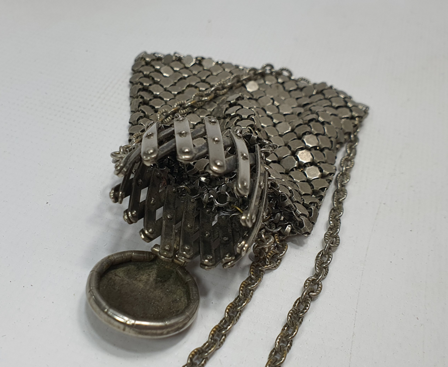 OSMANLI DÖNEMİ KAPAĞI KALEM İŞÇİLİKLİ AKÇE KESESİ