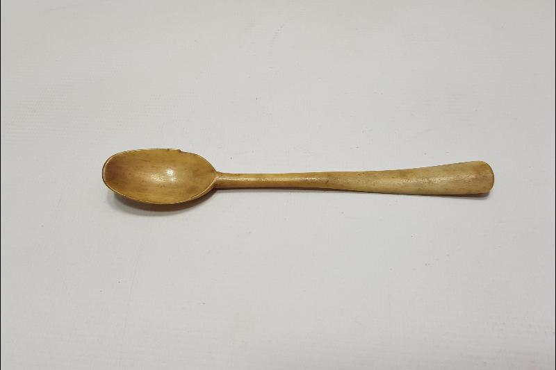 OSMANLI DÖNEMİ KEMİKTEN MAMÜL İLAÇ KAŞIĞI 