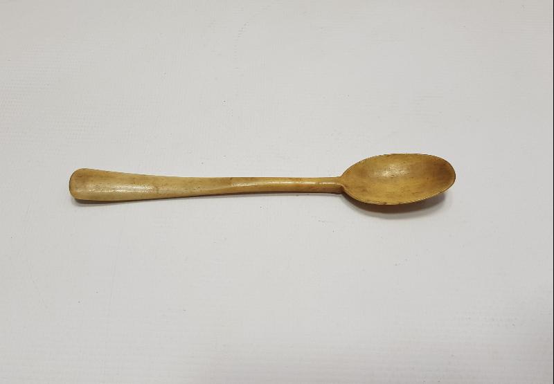 OSMANLI DÖNEMİ KEMİKTEN MAMÜL İLAÇ KAŞIĞI 